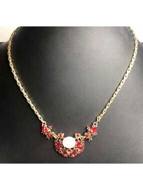 1066 Vintage Signed Holly Craft 1951 Jeweled 16'' Necklace red PInk